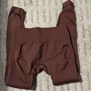 Lazuli Label Sculpt Leggings- No scrunch